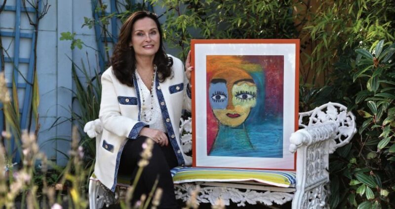 The Ireland Art Experience features Cathy Hughes with her Galway Girl original art